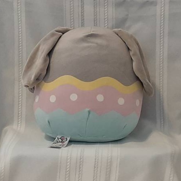 BNWT 8” Blake the Bunny Squishmallow - Picture 4 of 4